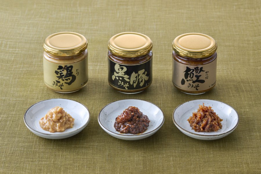 鹿児島　岩崎屋　いわさきや　黒豚・鰹・鶏みそセット