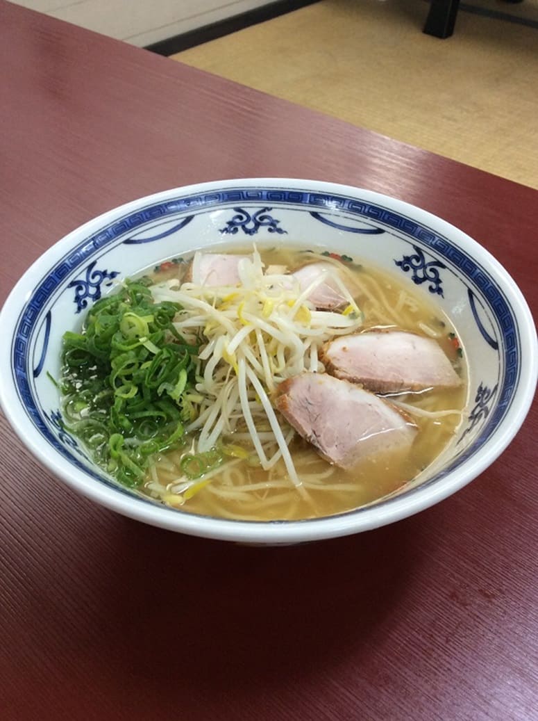鹿児島　岩崎屋　いわさきや　鹿児島ラーメン横丁