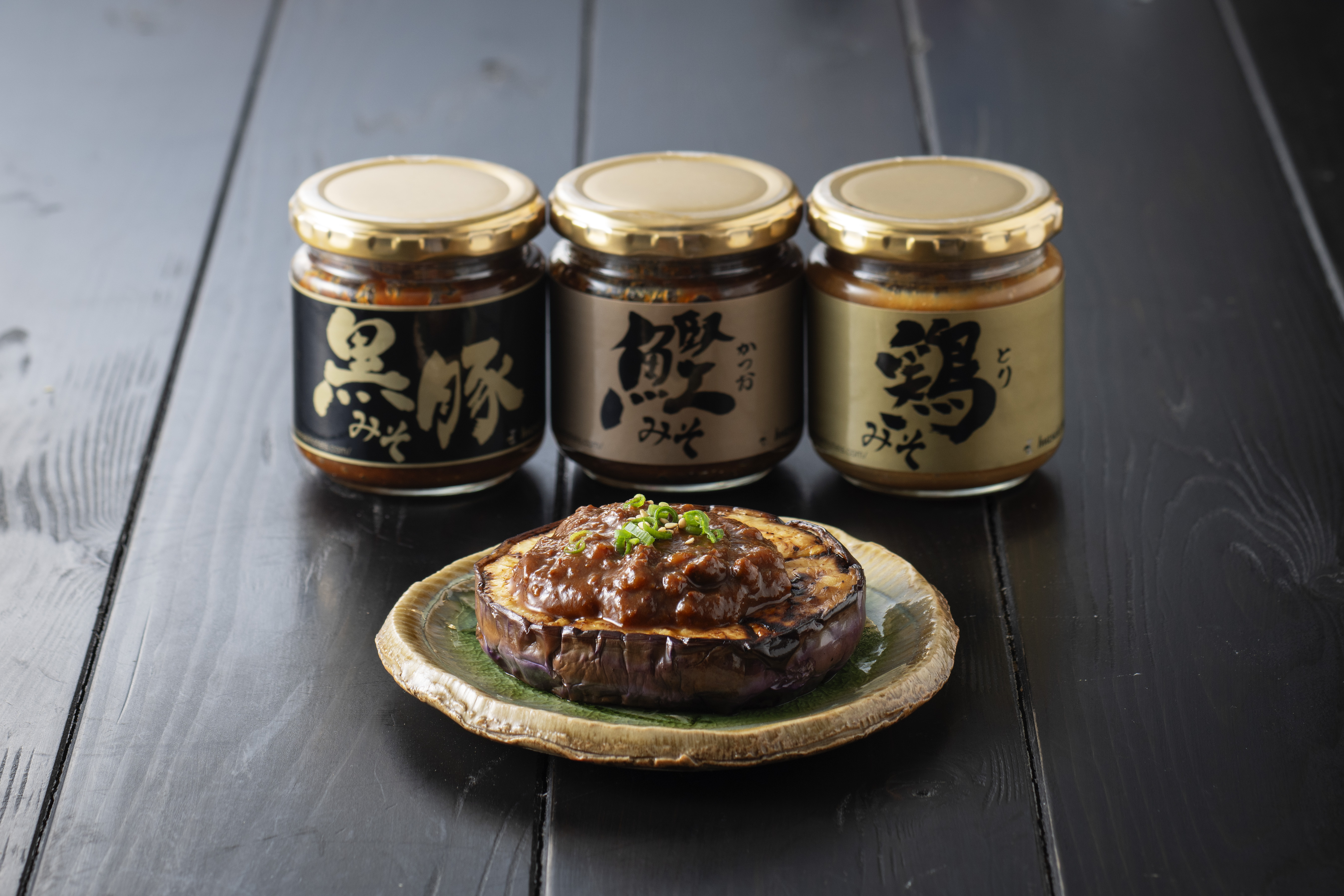 鹿児島　岩崎屋　いわさきや　黒豚・鰹・鶏みそセット